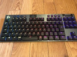 G913-TKL_01.jpg